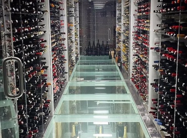 Champion Liquor Albany Cellars