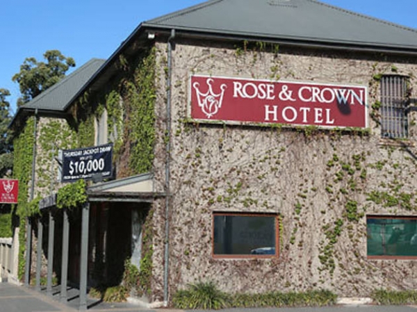 Rose & Crown Hotel