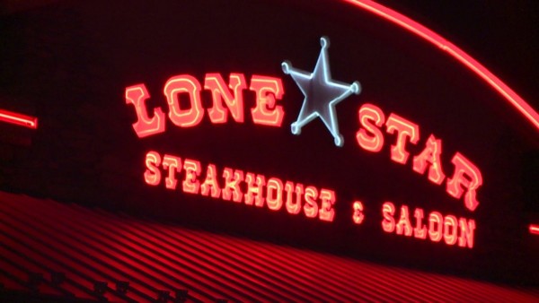 Lone Star Steakhouse & Saloon