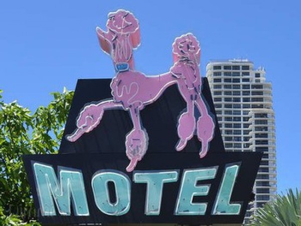 Pink Poodle Bar & Restaurant